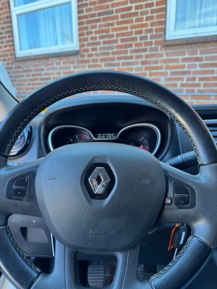 Renault Trafic T29 2,0 dCi 120 L2H1