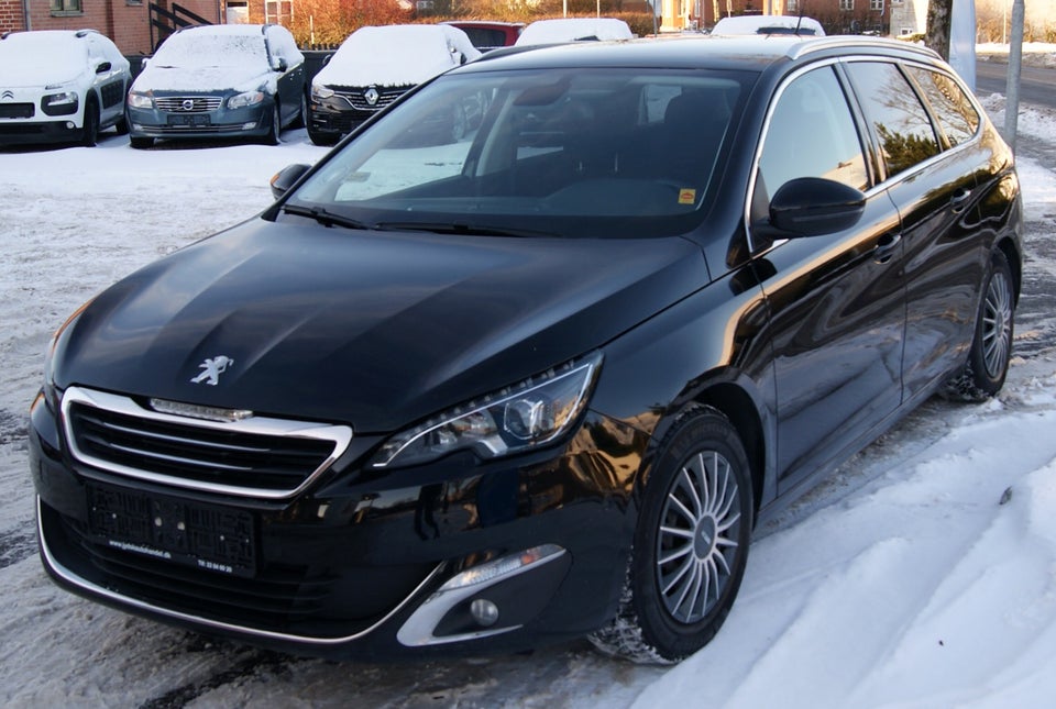 Peugeot 308 1,2 e-THP 130 Allure SW 5d