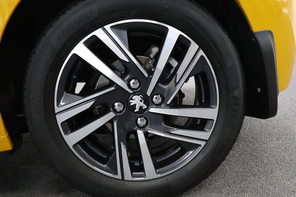 Peugeot 208 1,2 PureTech 100 Platin Sport 5d