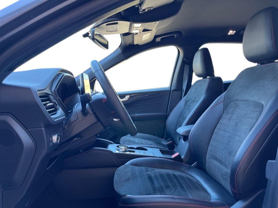 Ford Kuga 2,5 PHEV ST-Line X CVT 5d