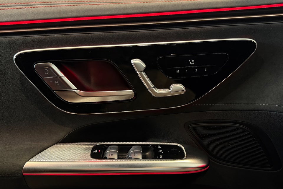 Mercedes EQE300 AMG Line 4d