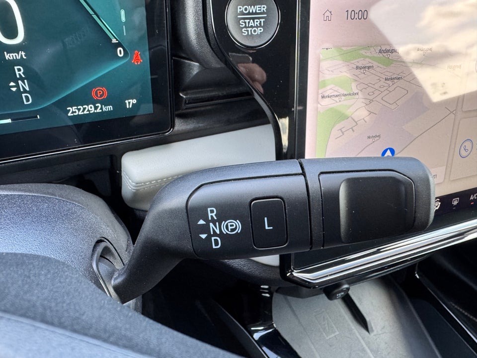 Ford Puma 43 Gen-E Select Van 5d