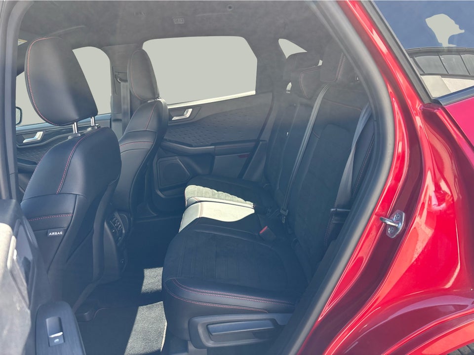 Ford Kuga 2,5 PHEV ST-Line X CVT 5d