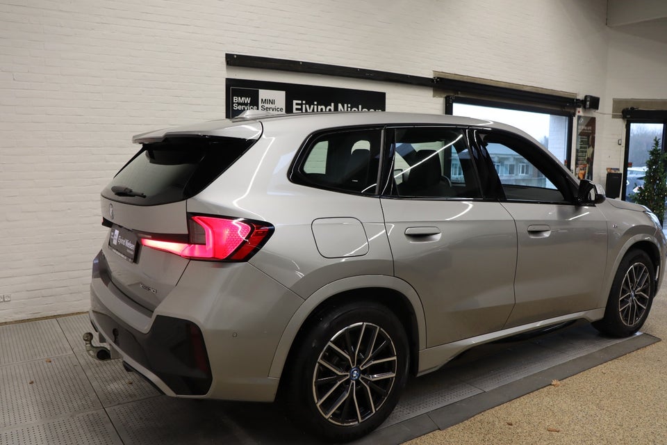 BMW iX1 xDrive30 M-Sport Premium 5d