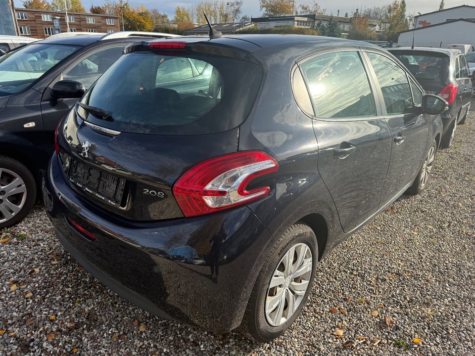Peugeot 208 1,2 VTi Active 5d