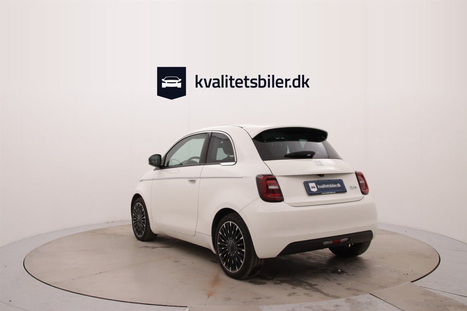 Fiat 500e 42 Icon 3d