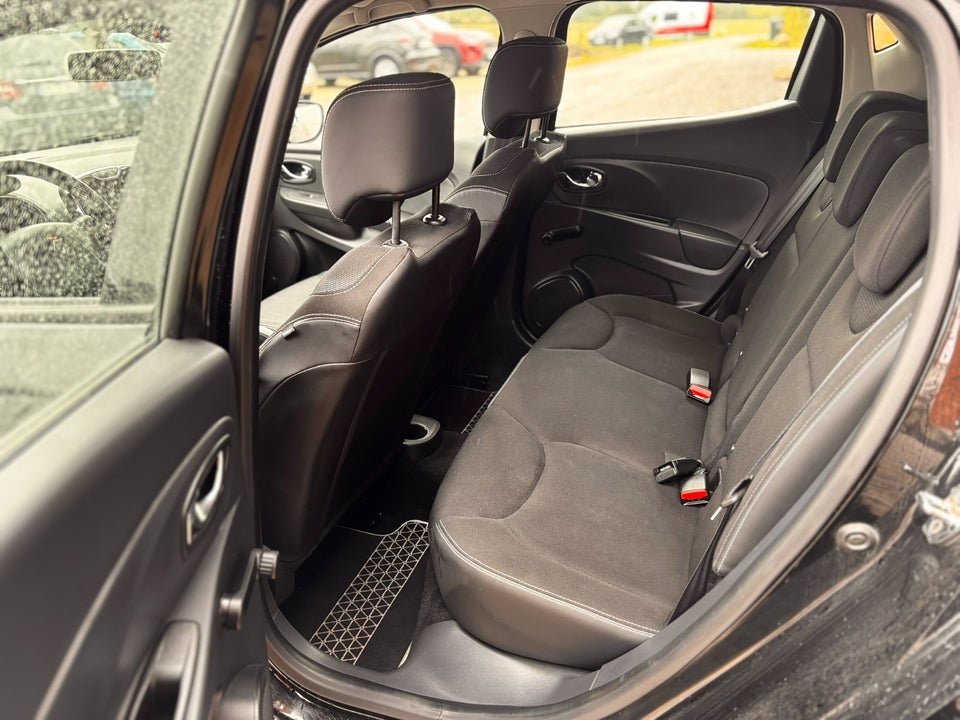Renault Clio IV 0,9 TCe 90 Expression 5d