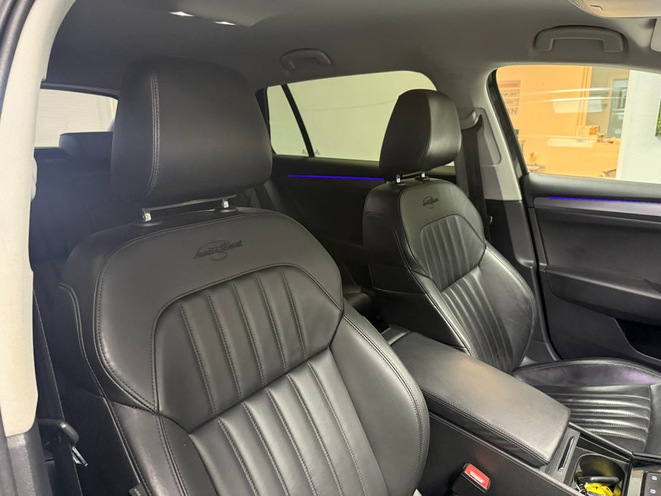 Skoda Superb 2,0 TDi 150 Style Combi DSG 5d