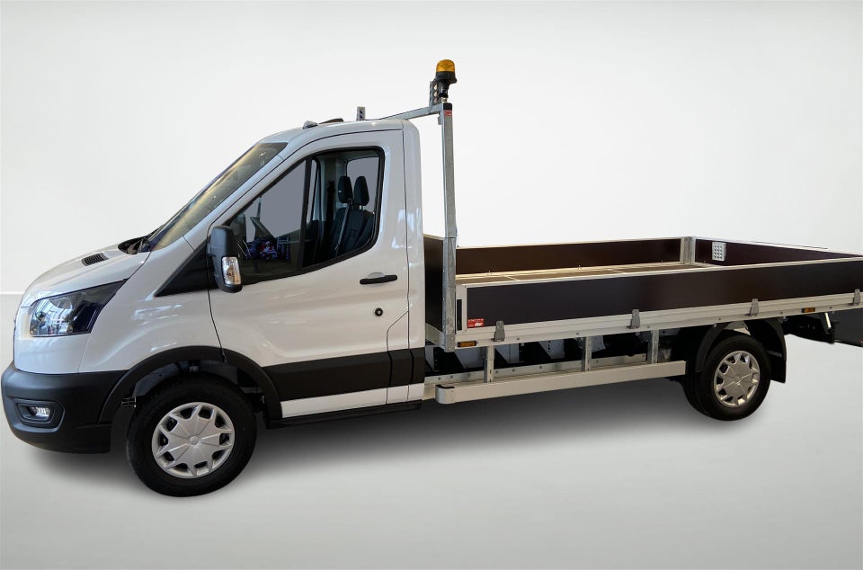 Ford E-Transit 350 L3 Chassis 68 Trend H1 RWD