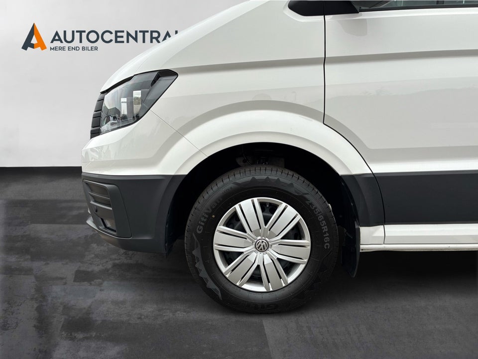 VW Crafter 35 2,0 TDi 177 Kassevogn L3H3 aut.