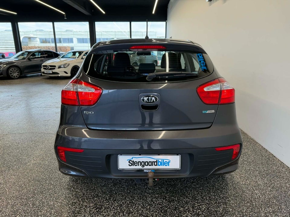 Kia Rio 1,2 CVVT Style+ 5d