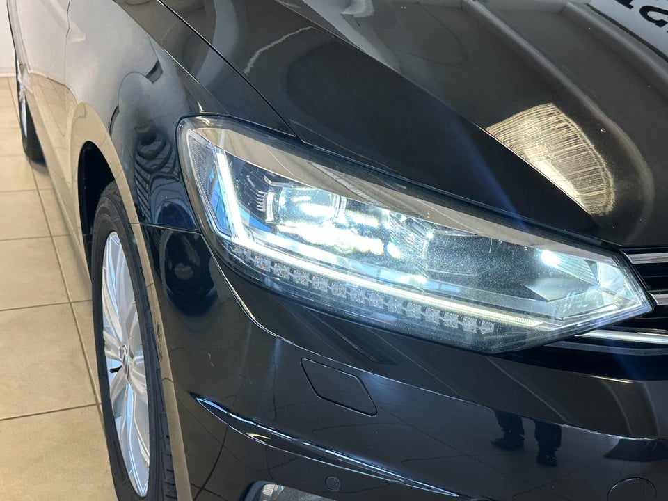 VW Touran 2,0 TDi 190 Highline DSG 5d