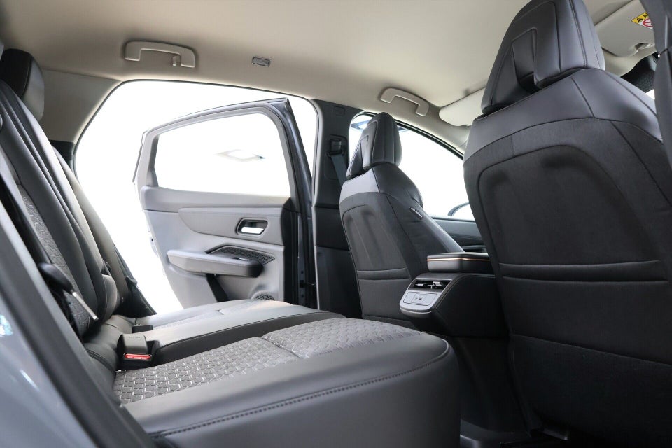Nissan Ariya 87 Engage 5d