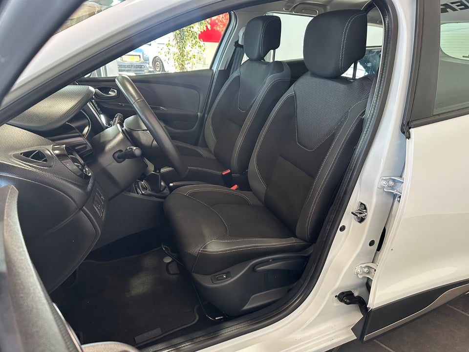 Renault Clio IV 0,9 TCe 90 Zen Sport Tourer Van 5d