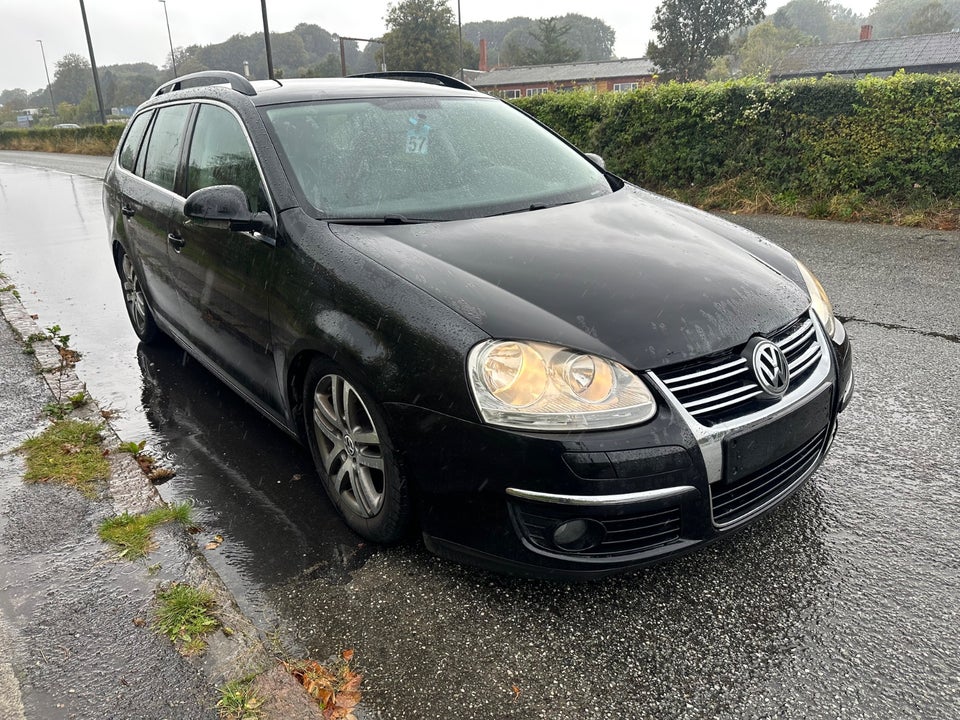 VW Golf V 1,9 TDi 105 Trendline Variant DSG 5d