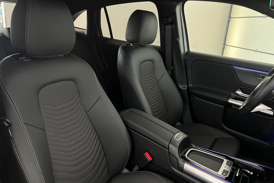 Mercedes EQA250+ Progressive 5d