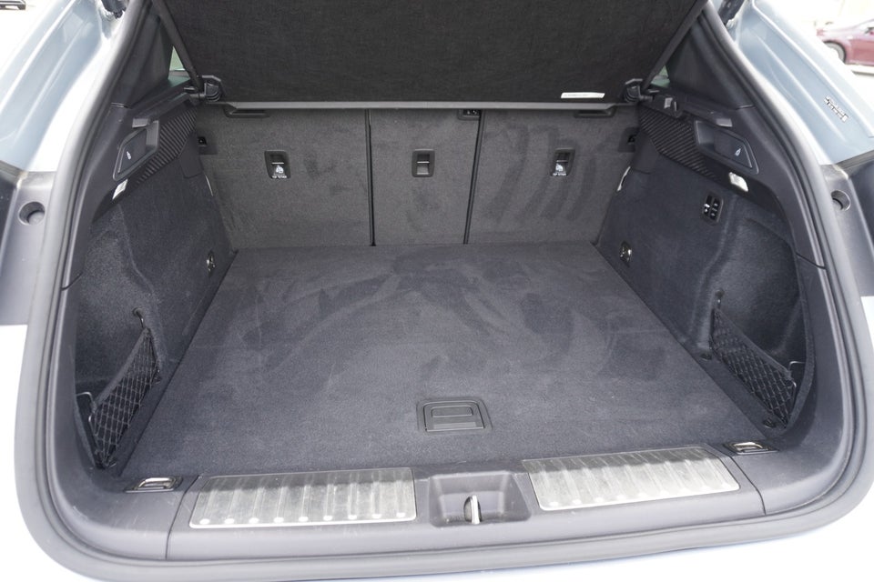 Porsche Macan 4 5d