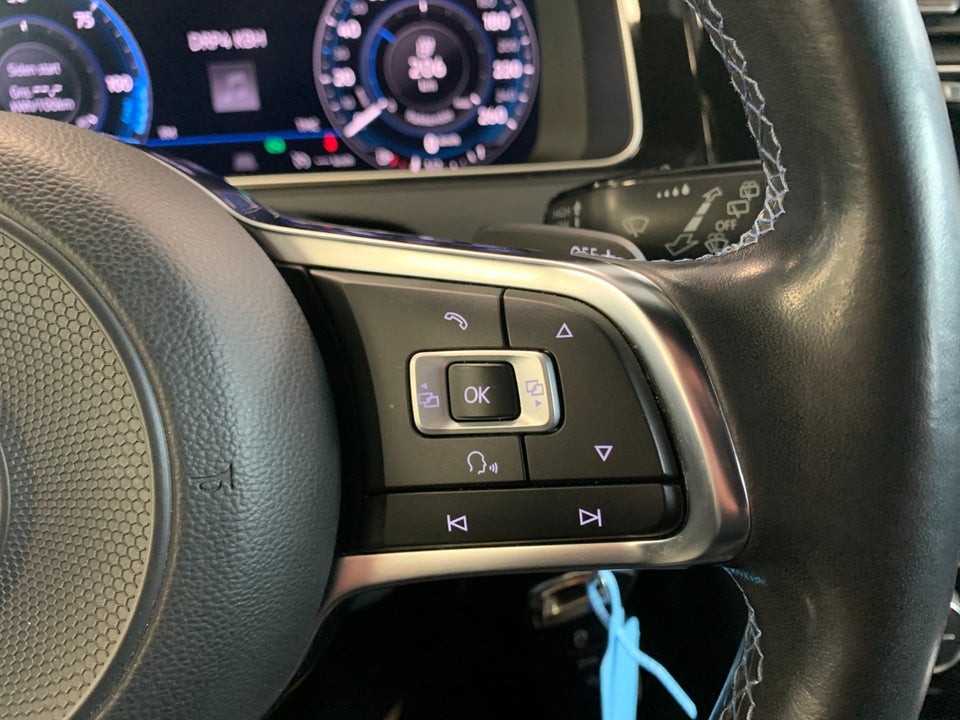 VW Golf VII 1,4 GTE DSG 5d