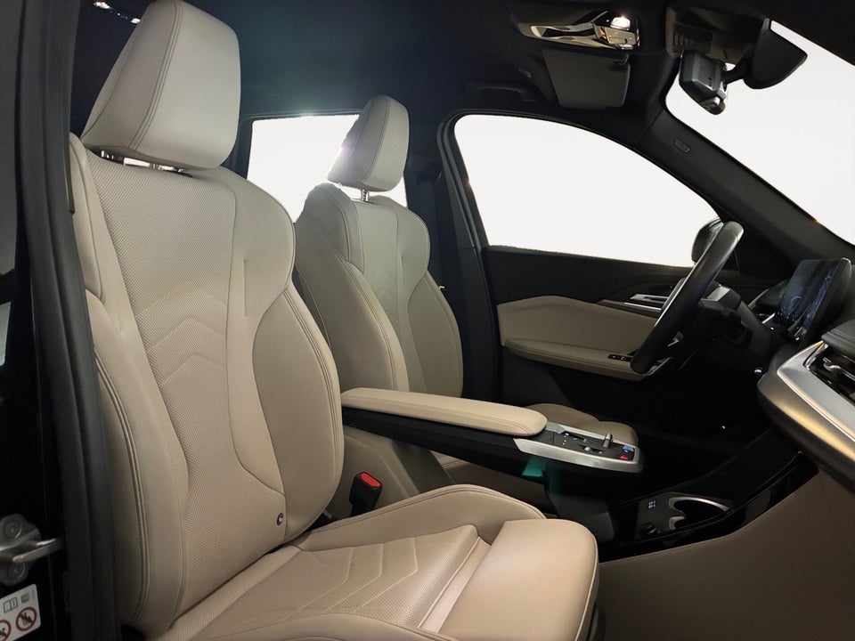 BMW iX1 xDrive30 M-Sport Premium 5d