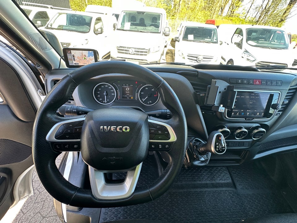 Iveco Daily 3,0 35S18 16m³ Van AG8