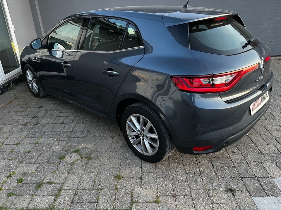 Renault Megane IV 1,2 TCe 100 Zen 5d