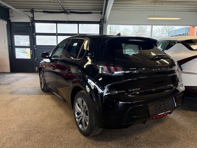 Peugeot e-208 50 Allure 5d