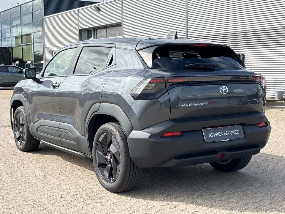 Toyota Urban Cruiser 61 Active 5d