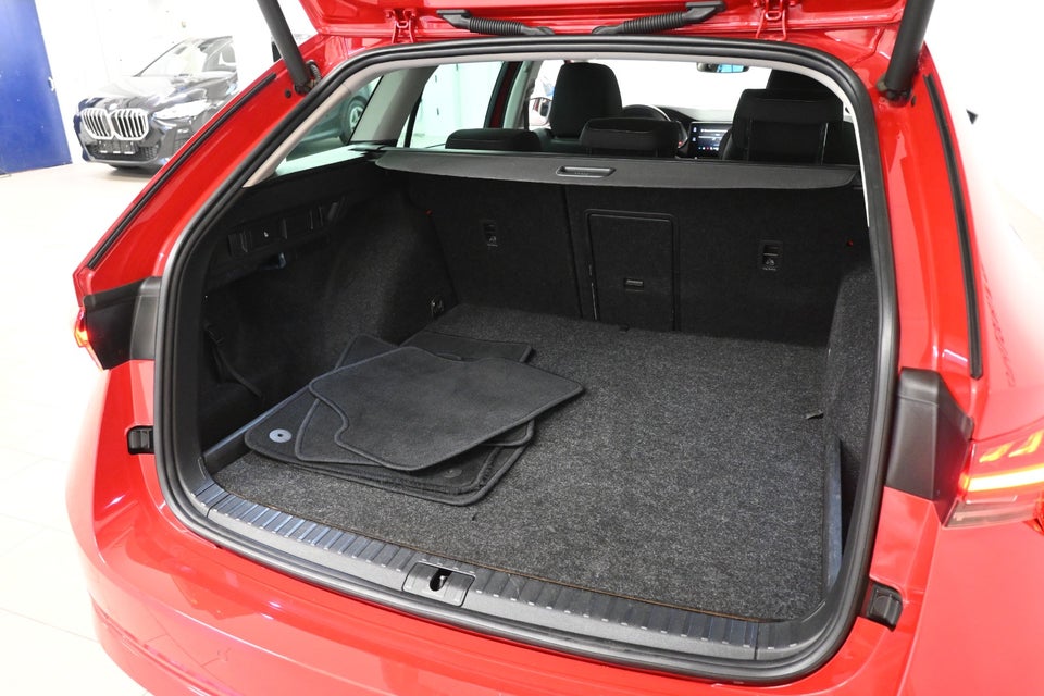 Skoda Octavia 1,4 TSi iV Plus Combi DSG 5d