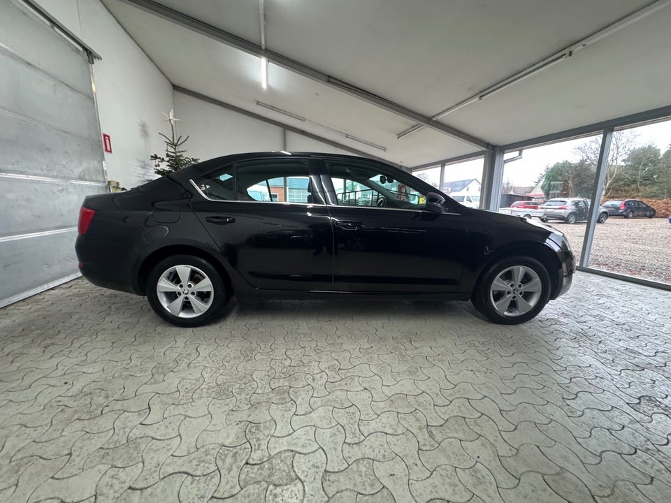 Skoda Octavia 1,2 TSi 105 Elegance 5d