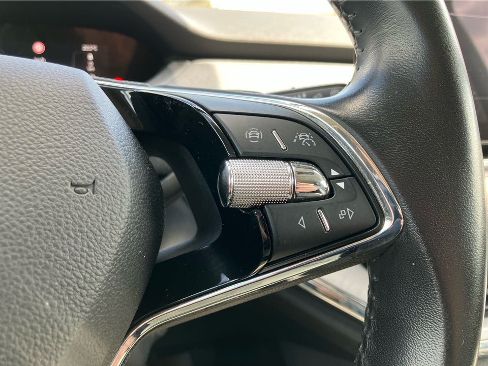 Skoda Enyaq 80 iV Loft 5d