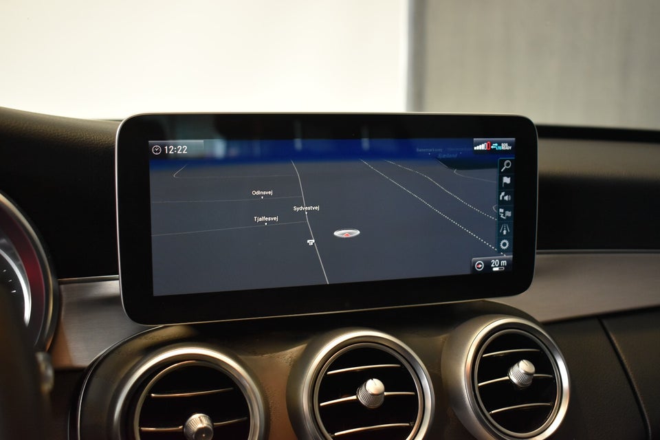 Mercedes C220 d 2,0 Avantgarde stc. aut. 5d