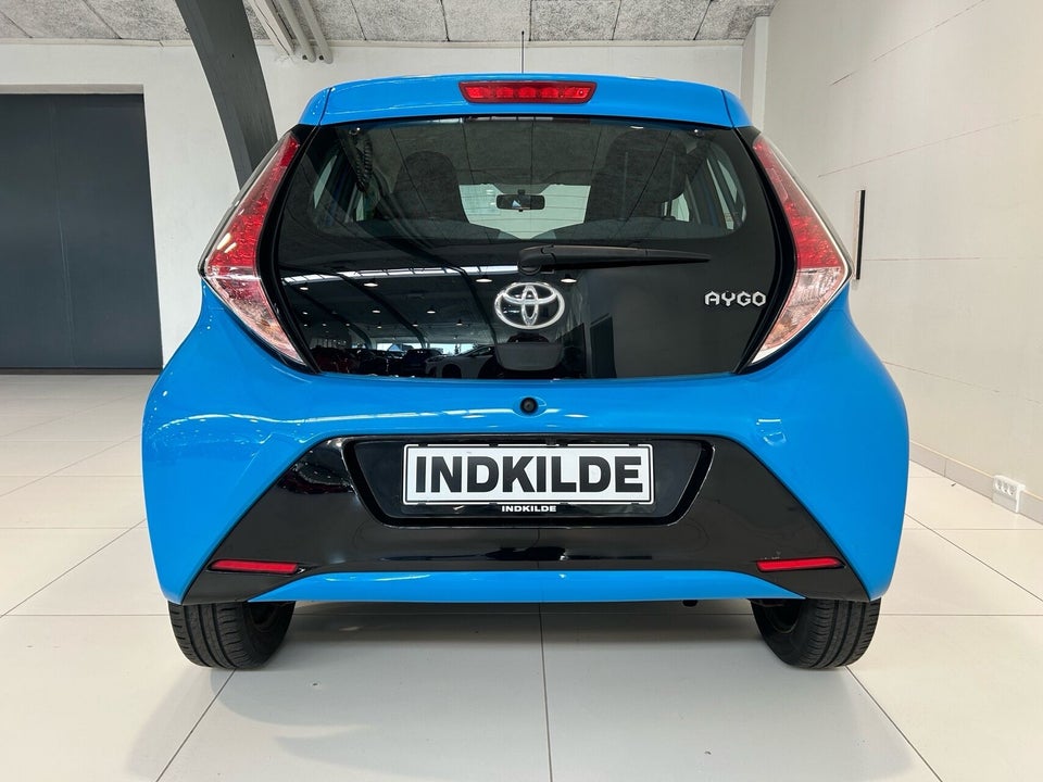 Toyota Aygo 1,0 VVT-i x-play x-touch 5d