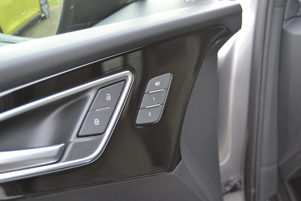 Audi Q4 e-tron 40 edition one S-line 5d