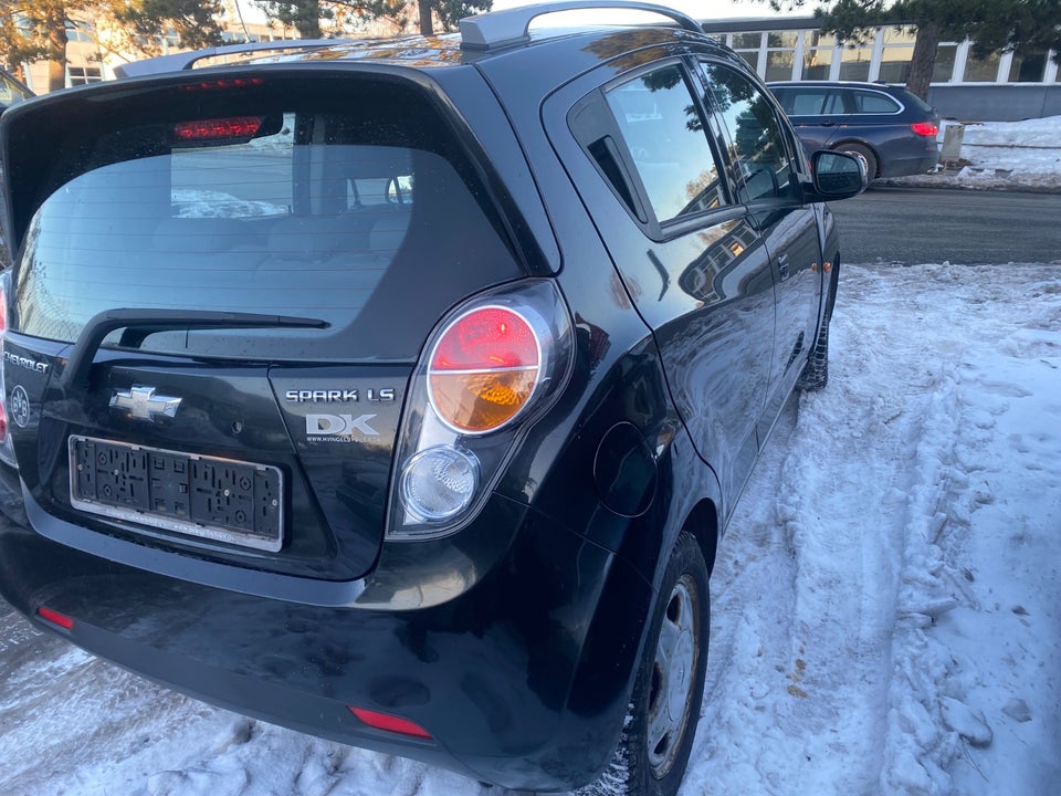 Chevrolet Spark 1,0 LS 5d