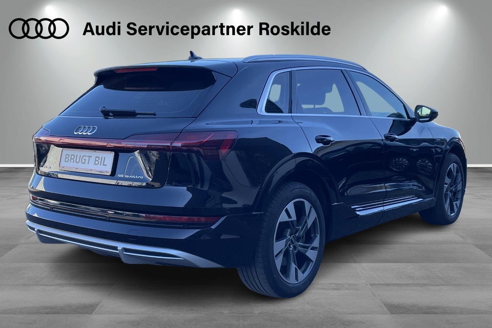 Audi e-tron 55 S-line quattro 5d
