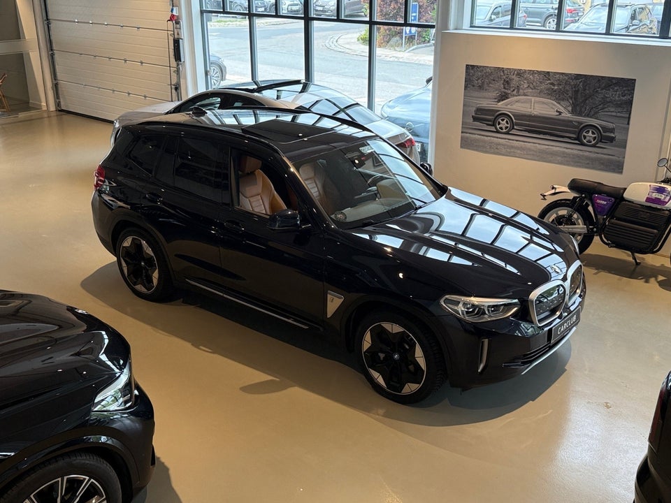 BMW iX3 Charged Impressive 5d
