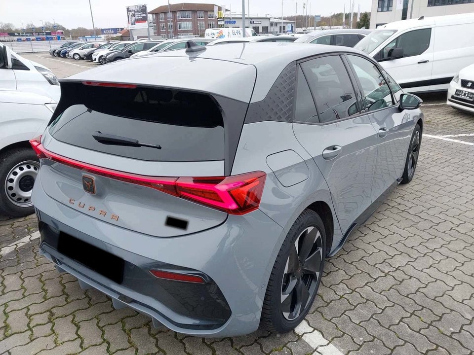 Cupra Born 77 e-Boost 5d