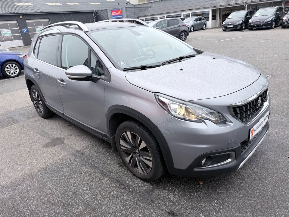 Peugeot 2008 1,5 BlueHDi 100 Prestige Sky 5d