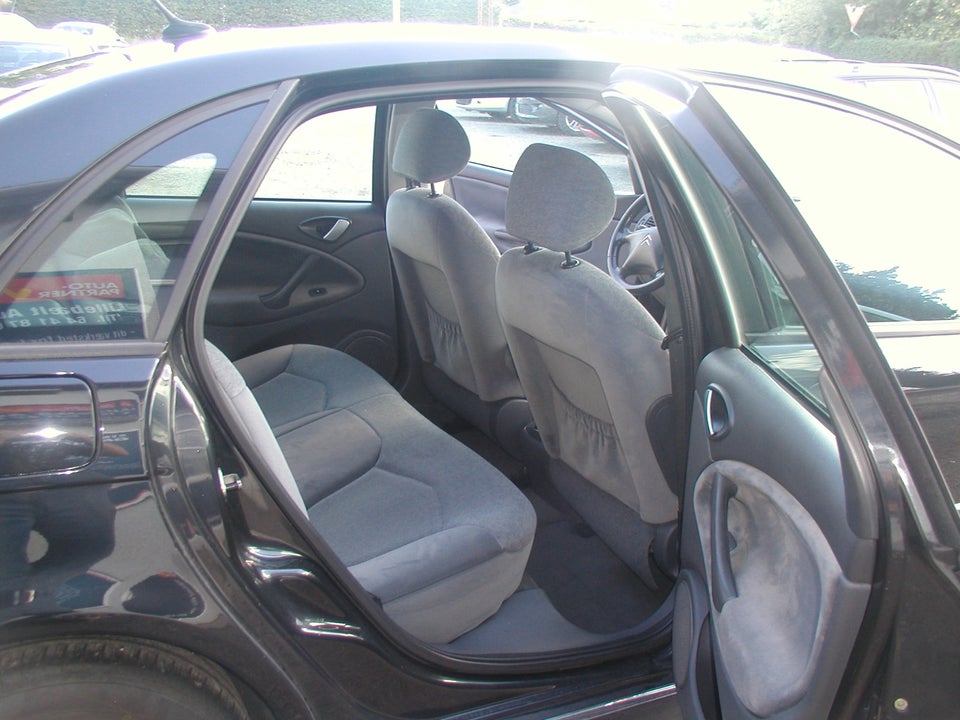 Citroën C5 1,6 HDi Elegance 5d