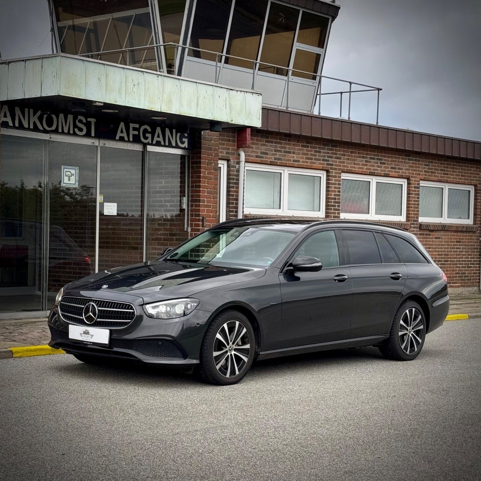 Mercedes E300 de 2,0 Avantgarde stc. aut. 5d