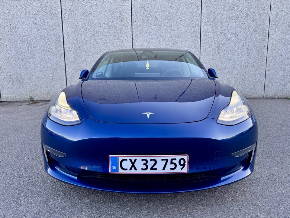 Tesla Model 3 Long Range AWD 4d