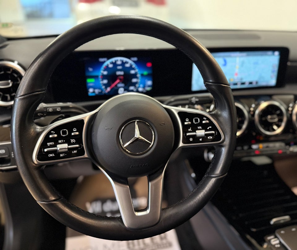 Mercedes A250 e 1,3 aut. 5d