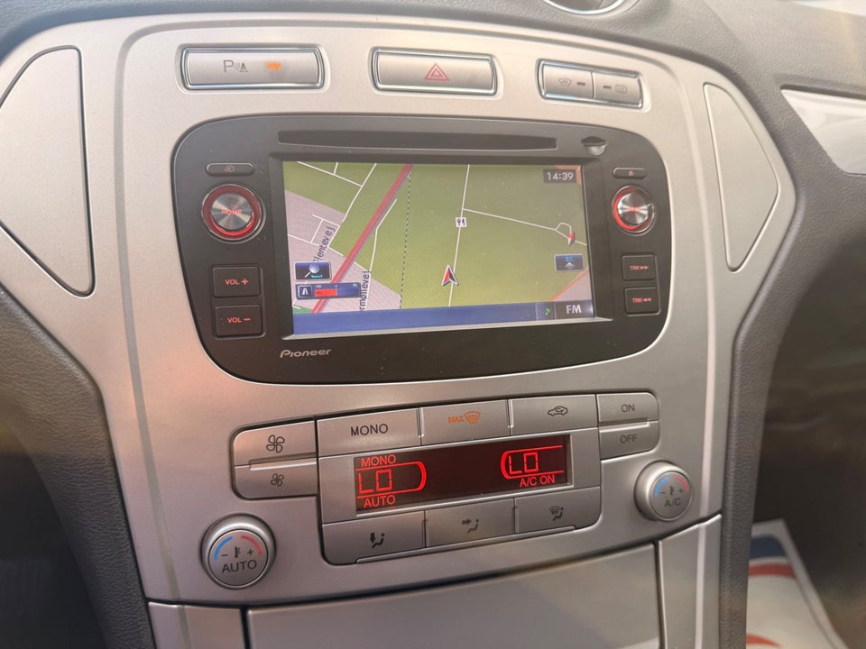 Ford Mondeo 2,0 Titanium stc. 5d