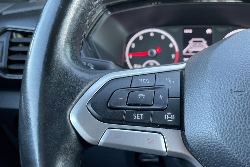 VW T-Cross 1,0 TSi 115 Life Team 5d