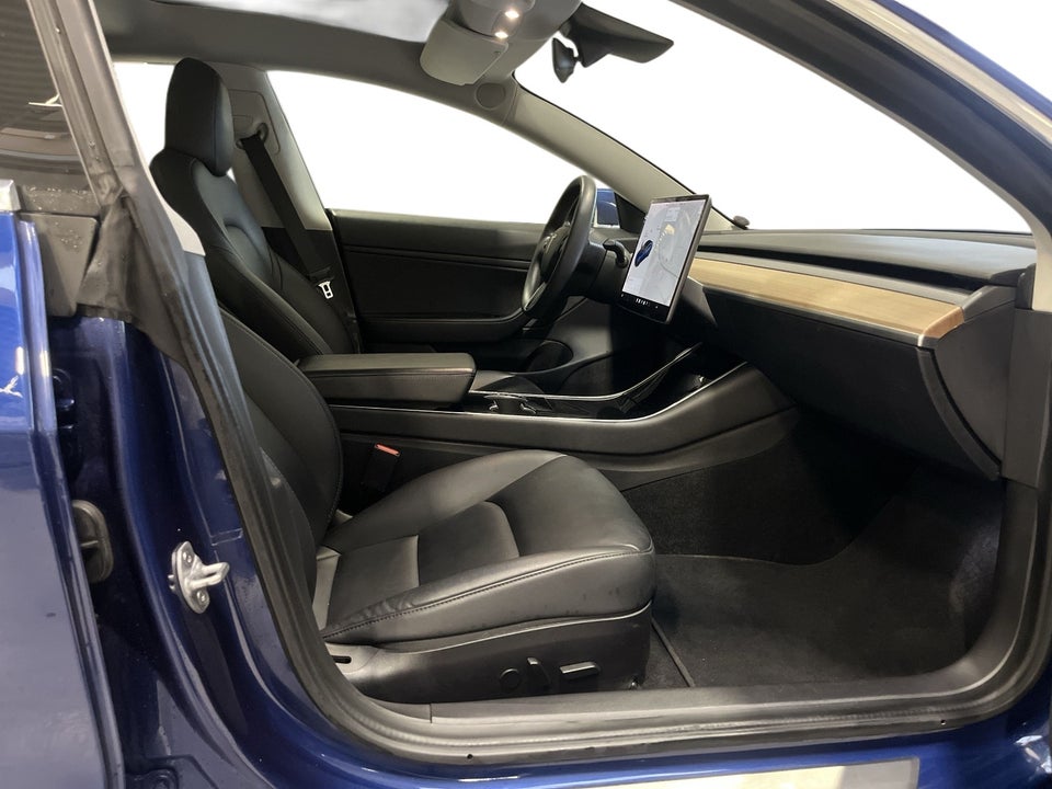 Tesla Model 3 Performance AWD 4d