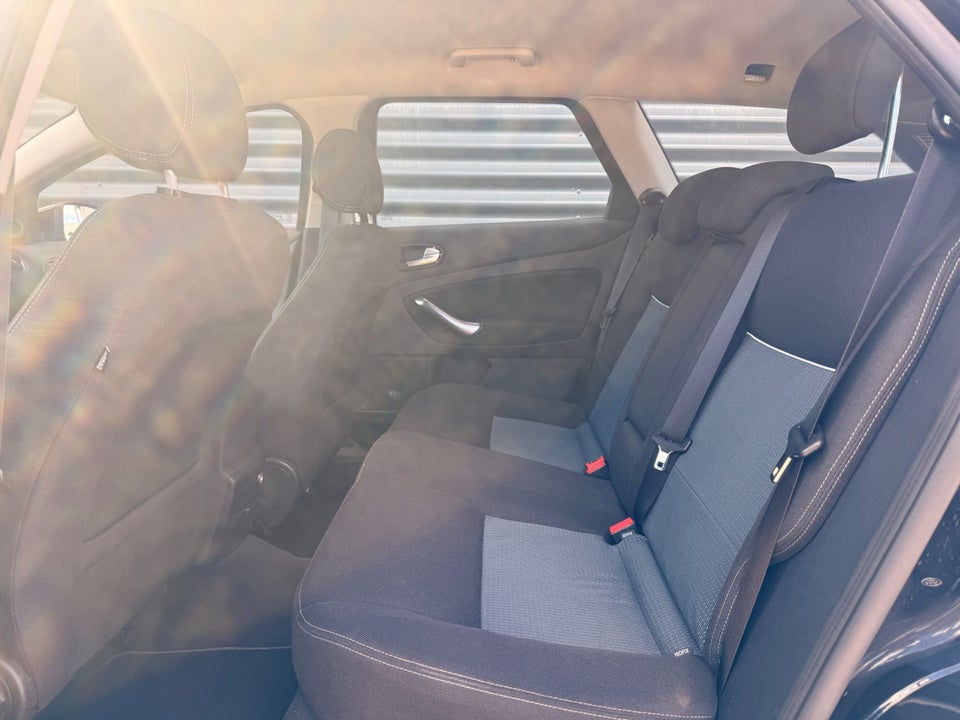Ford Mondeo 2,0 Titanium stc. 5d