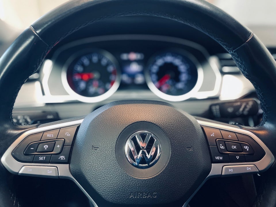 VW Passat 1,5 TSi 150 Elegance Variant DSG 5d