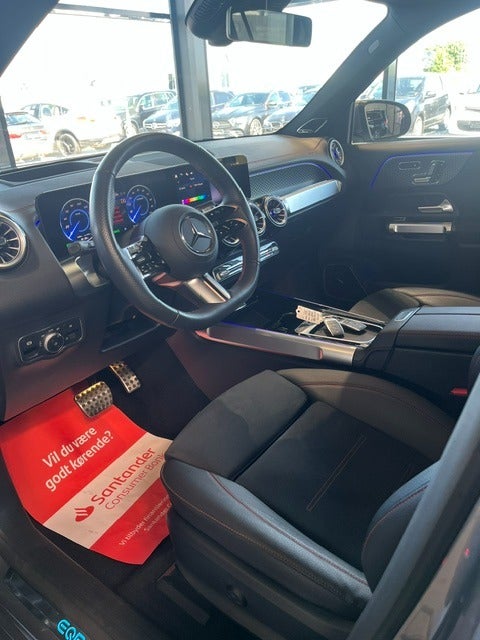 Mercedes EQB250+ AMG Line 5d