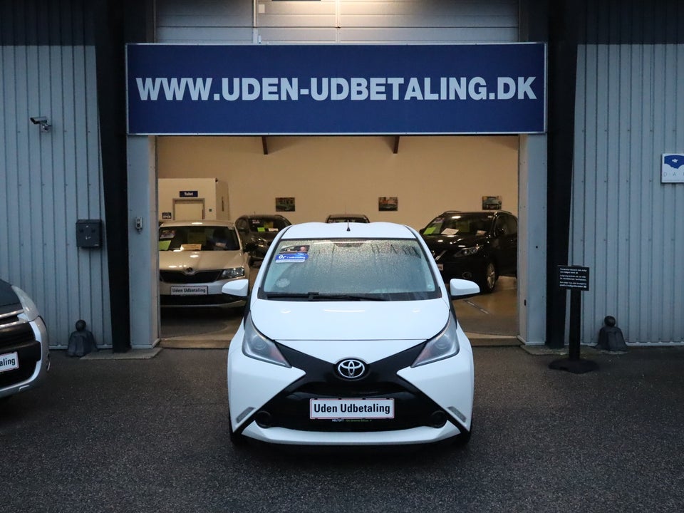 Toyota Aygo 1,0 VVT-i x-clusiv 5d