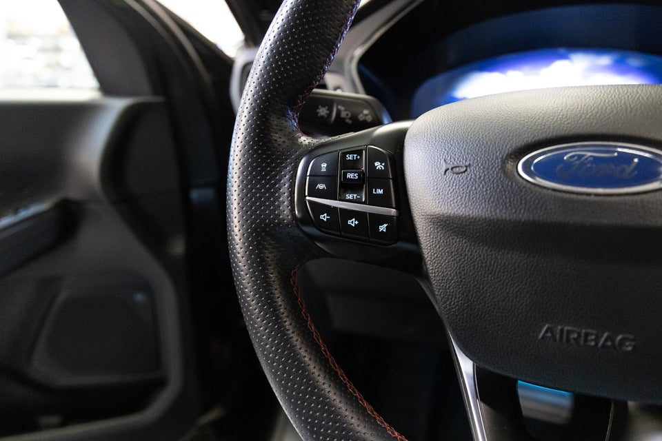 Ford Kuga 2,5 PHEV ST-Line X CVT 5d